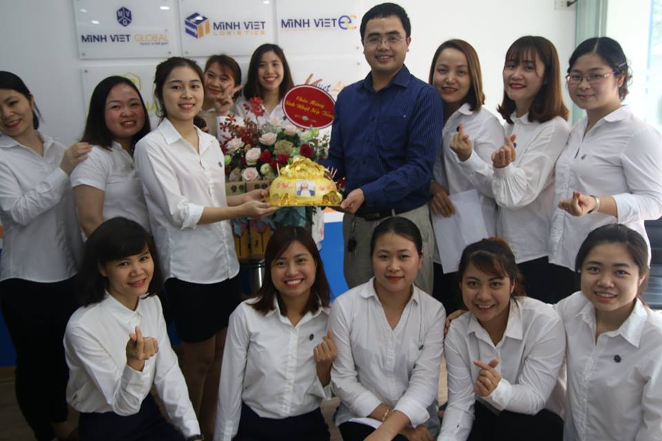 Điều tuyệt với nhất của tháng tư - Mừng sinh nhật TGĐ MinhViet Group