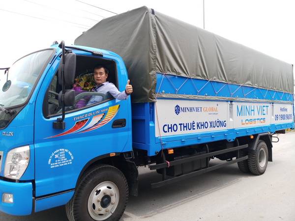 Tại sao vận tải đường bộ thống lĩnh thị trường vận tải nội địa?